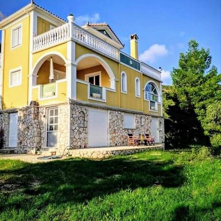 Vila Kalielaia Mouzákion Dış mekan fotoğraf